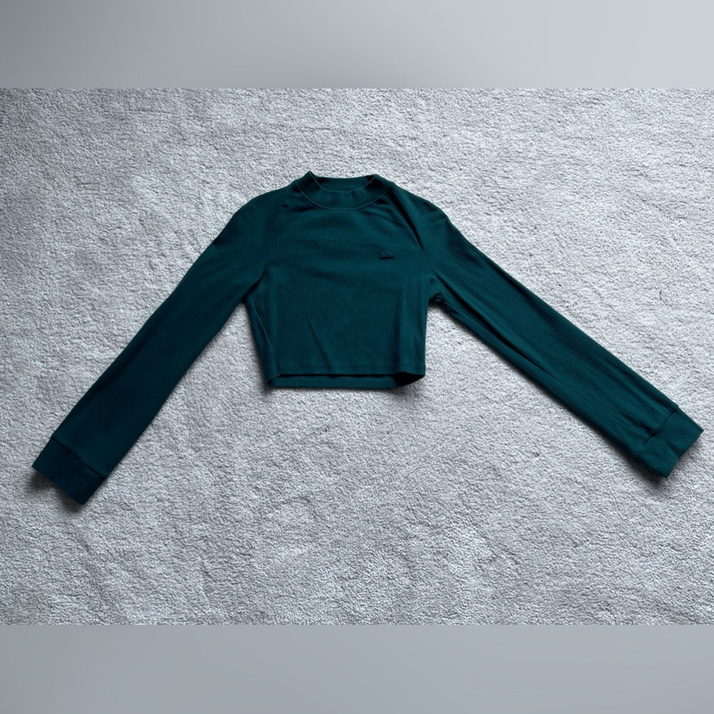 Long Sleeved Kith Crop Top
